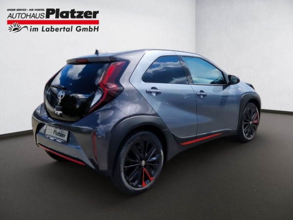 Toyota Aygo X UNDERCOVER 1.0 VVT-i 