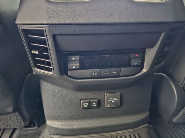 Toyota Sequoia Limited