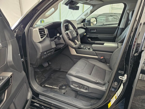 Toyota Sequoia Limited