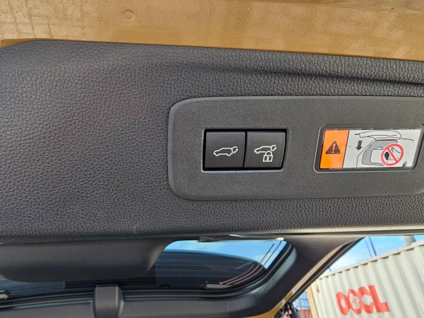 Toyota Land Cruiser First Edition