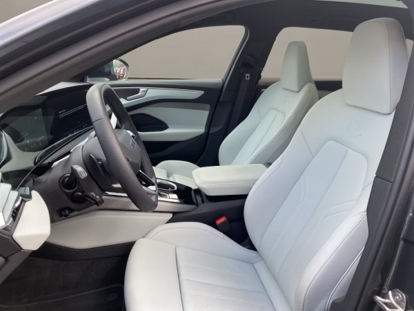 Audi A6 Avant S-Line TDI quattro