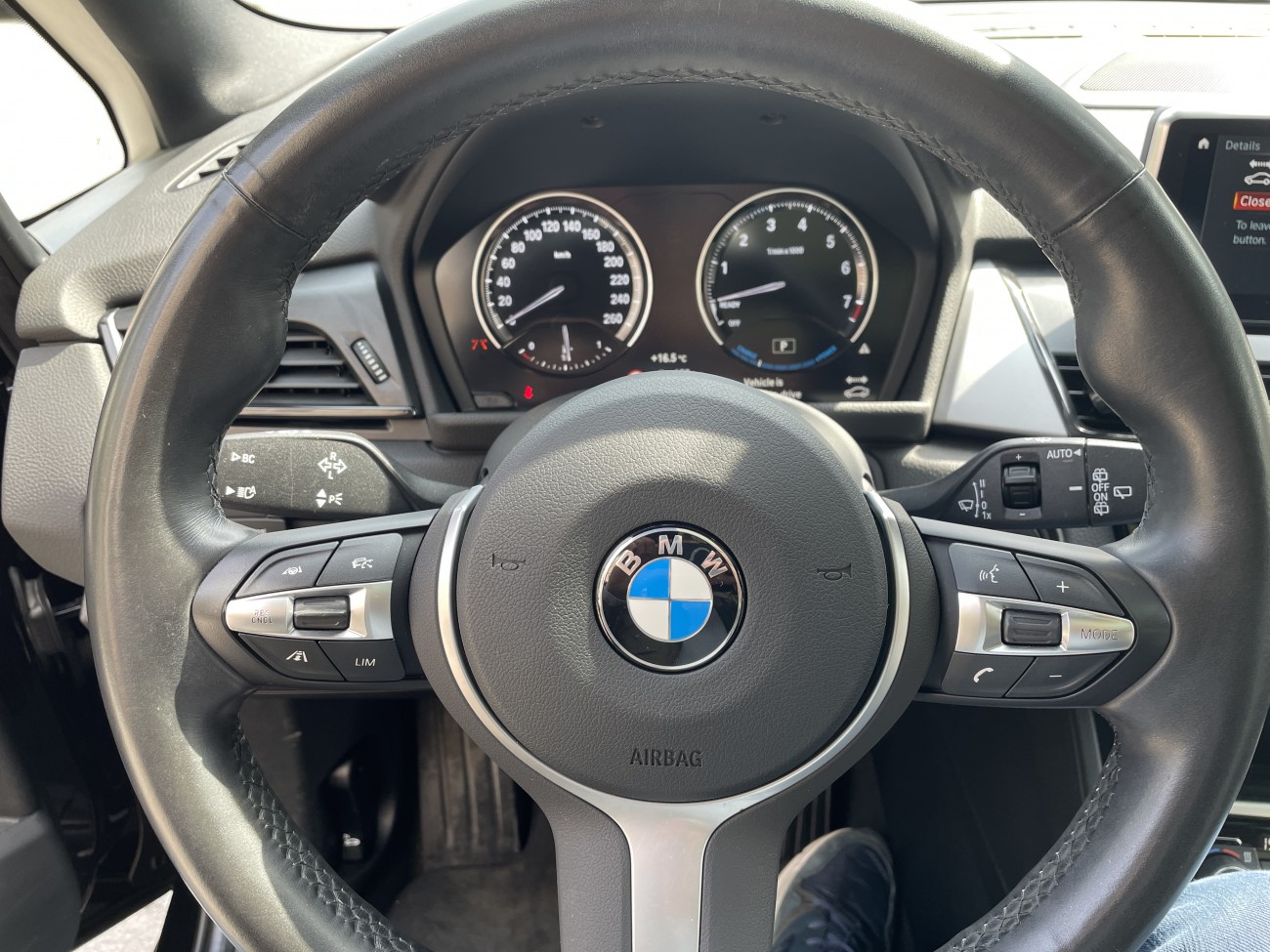 BMW 225 XE iPerformance plug-in hybrid