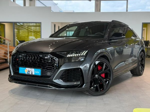 AUDI RSQ8 TFSI Quattro