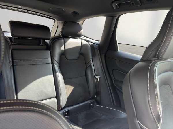 Volvo XC60 D5 AWD R-Design
