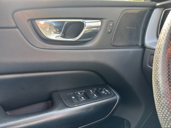 Volvo XC60 D5 AWD R-Design