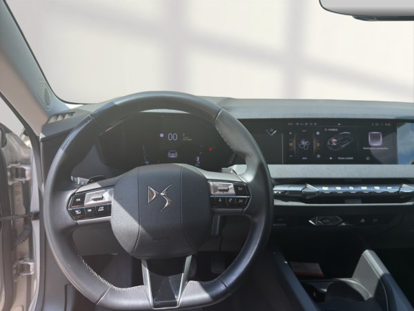 DS Automobiles DS 4 E-TENSE 225 BASTILLE+