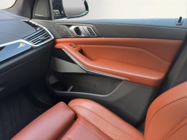 BMW X5 M50D