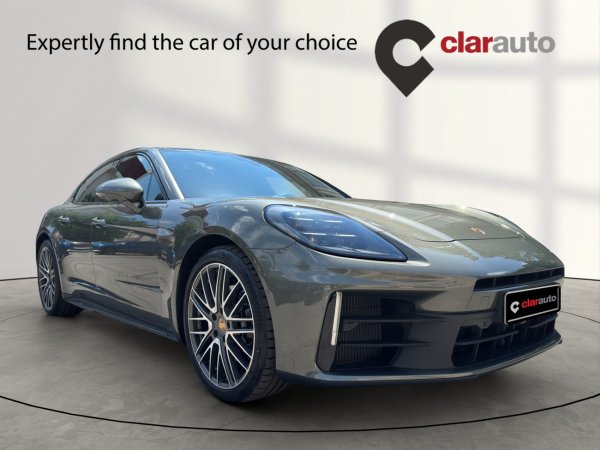 Porsche Panamera 4