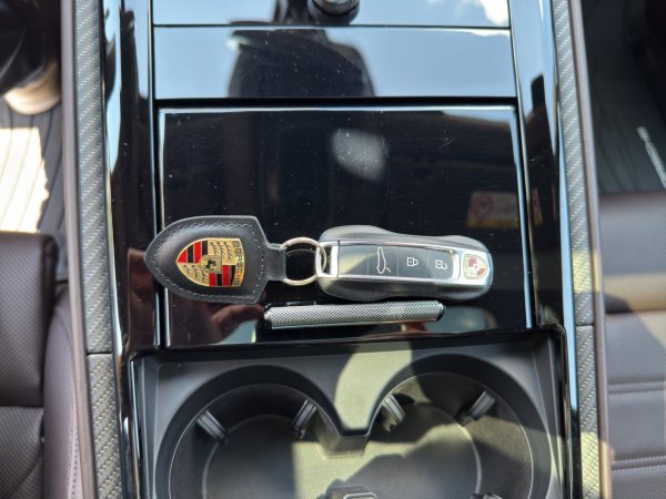 Porsche Panamera 4