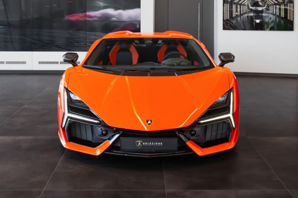 Lamborghini Revuelto 6.5 V12 HPEV