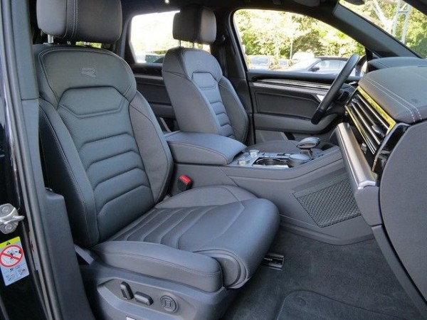 Volkswagen Touareg R-Line V6 4M TDI Tiptr AHK