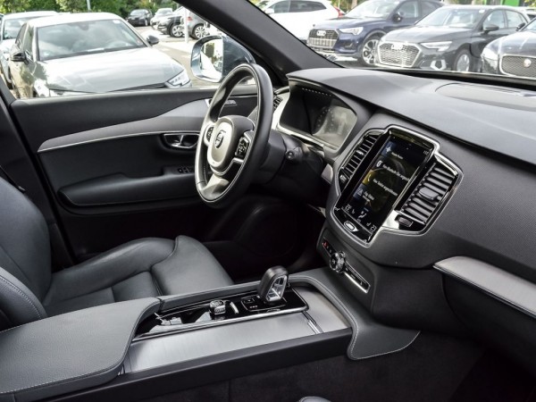 Volvo XC90 T8 AWD Inscription Expression