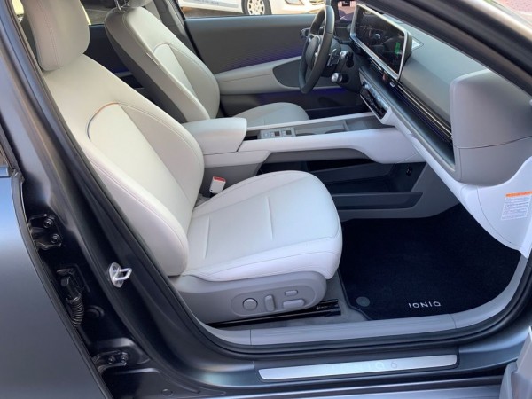 Hyundai IONIQ 6 EV 4WD 77kWh UNIQ