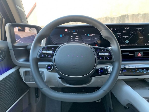 Hyundai IONIQ 6 EV 4WD 77kWh UNIQ