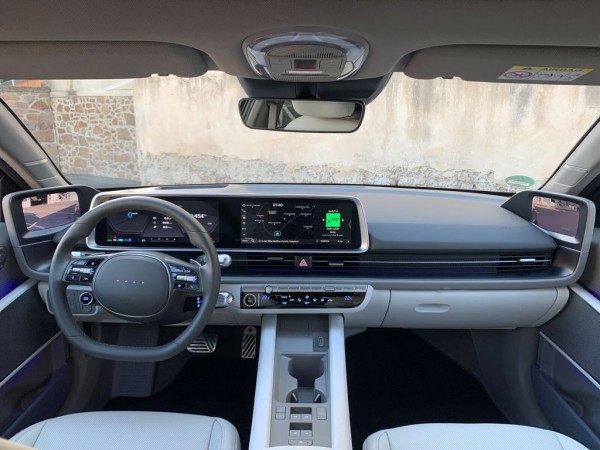 Hyundai IONIQ 6 EV 4WD 77kWh UNIQ