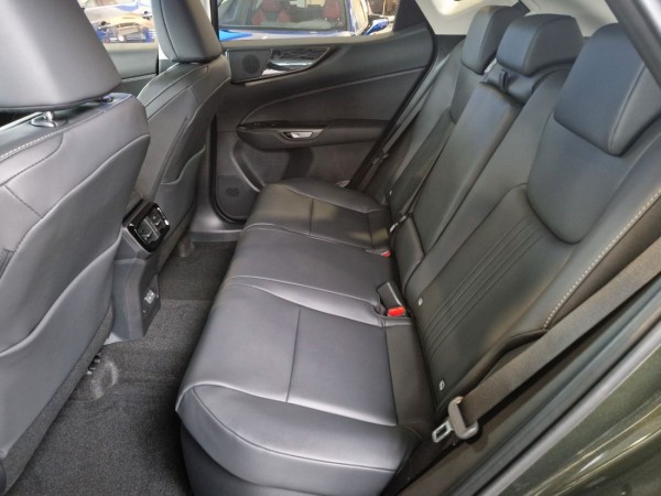 Lexus NX 350 h Business Line 